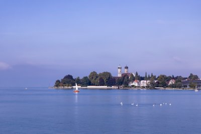 Friedrichshafen cycling holiday bodensee