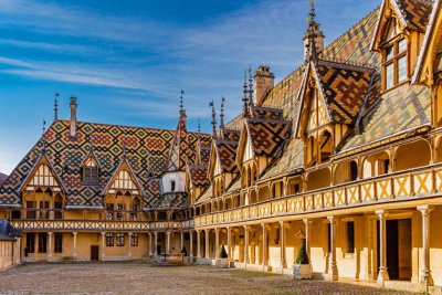 Beaune cycling holiday