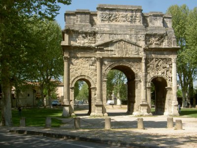 Sainte-Cécile-les-Vignes