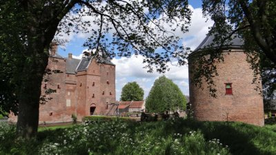 Kasteel Loevenstein cycling tour